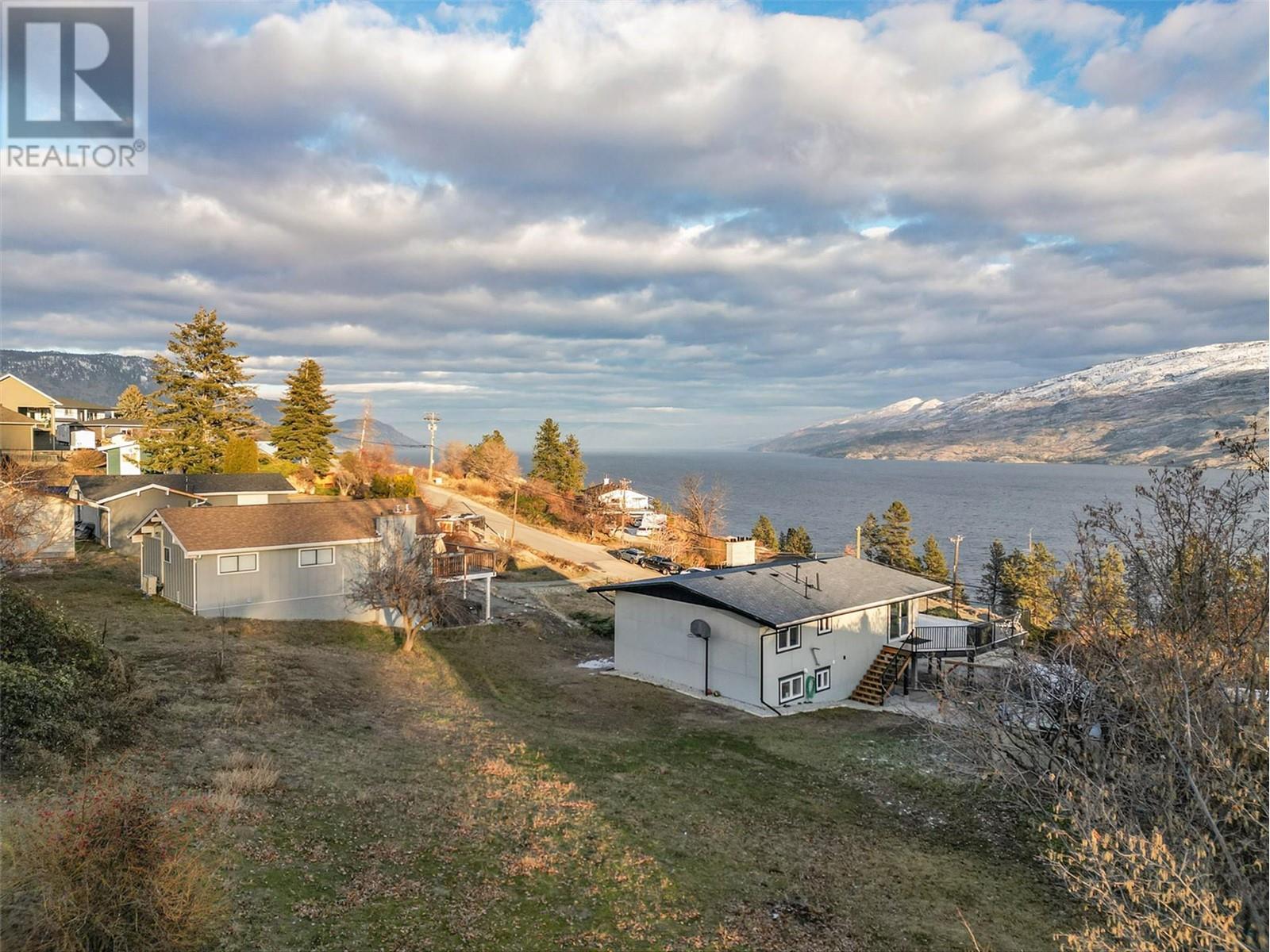 6178 Lipsett Avenue, Peachland, British Columbia  V0H 1X7 - Photo 61 - 10345894