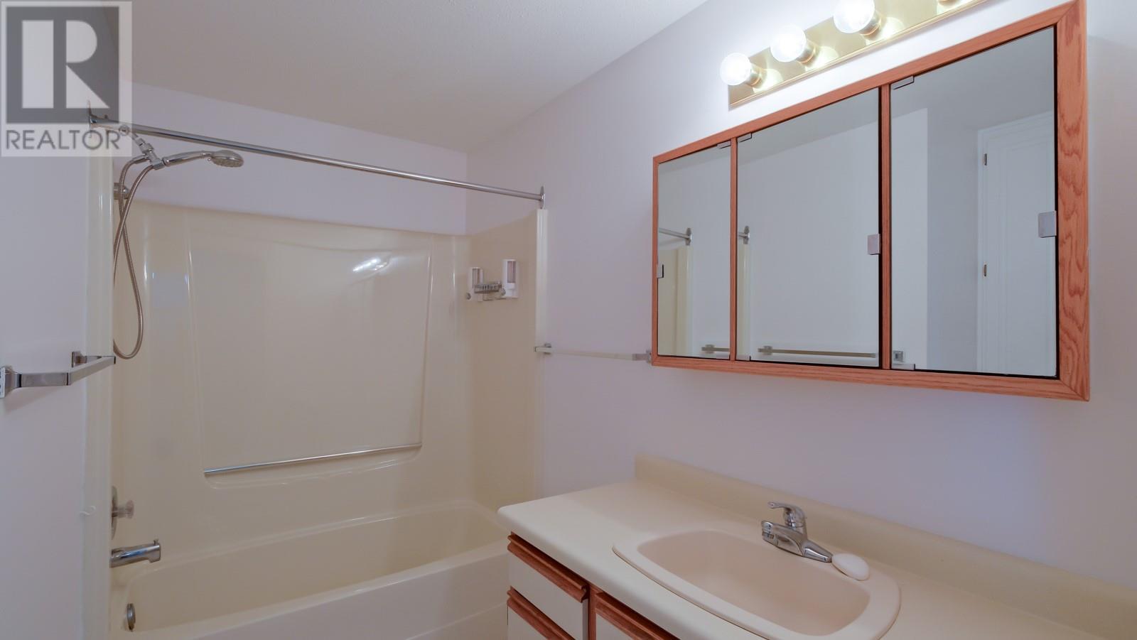 489 Highway 33 E Unit# 121, Kelowna, British Columbia  V1X 1Y2 - Photo 9 - 10345892