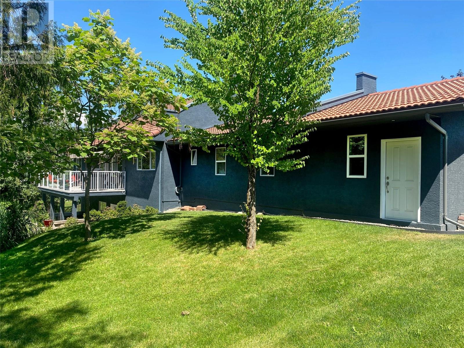 2726 Golf Course Drive, Blind Bay, British Columbia  V0E 1H2 - Photo 60 - 10345229