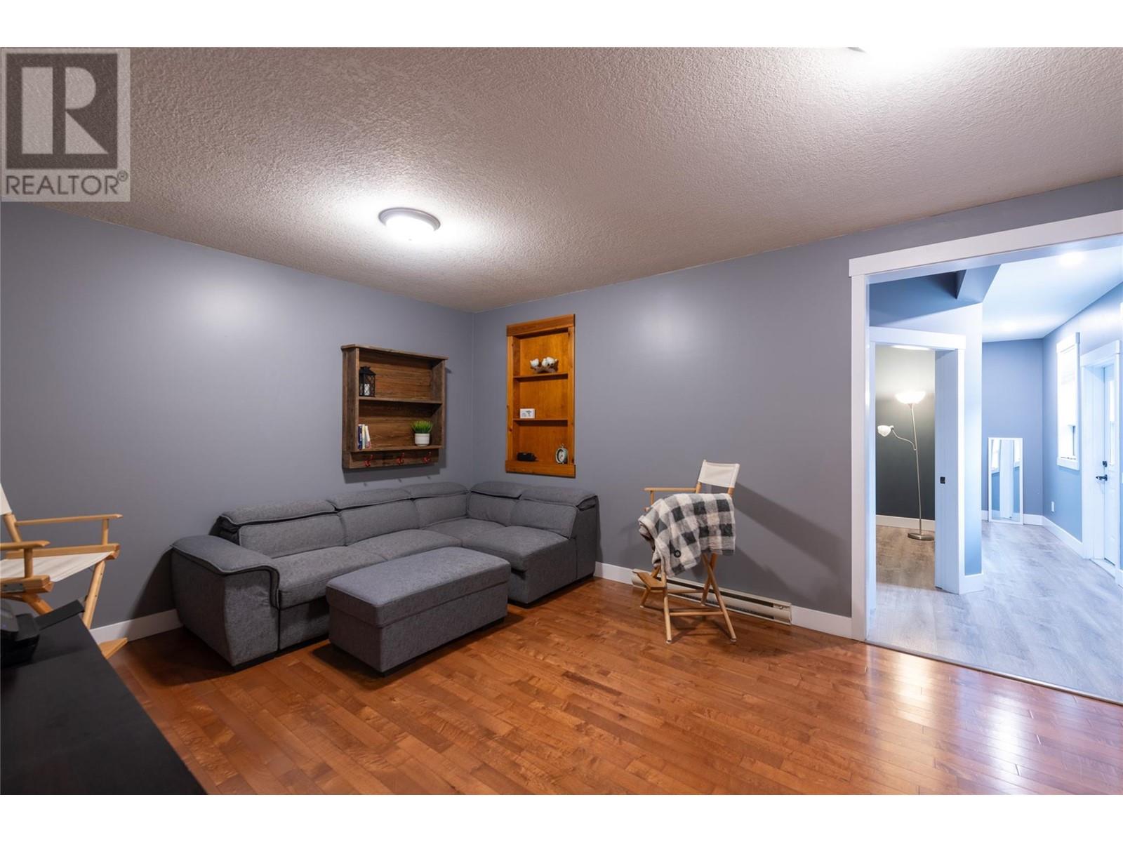 3045 Lindberg Road, Sorrento, British Columbia  V0E 2W1 - Photo 20 - 10345921
