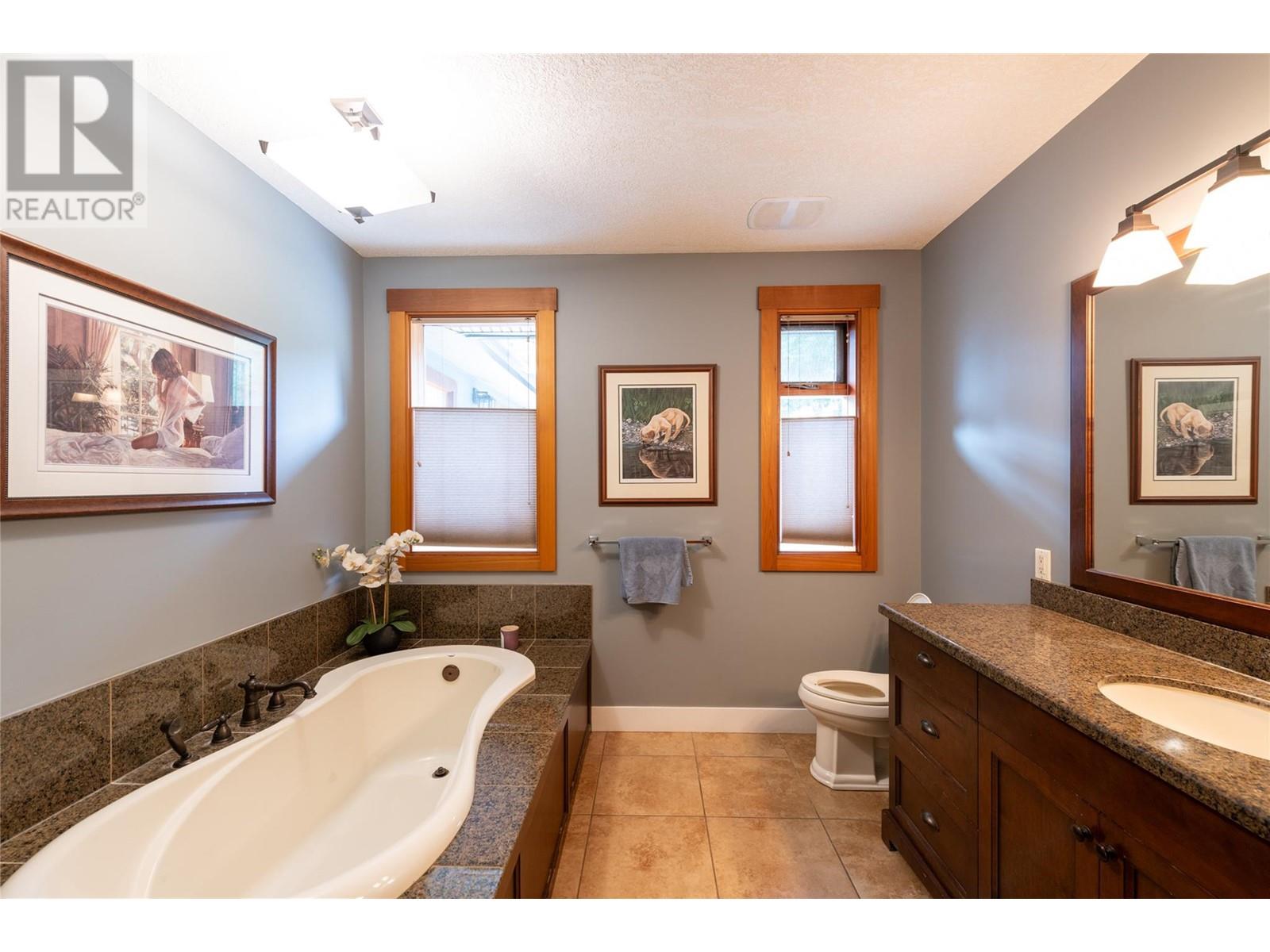 3045 Lindberg Road, Sorrento, British Columbia  V0E 2W1 - Photo 22 - 10345921