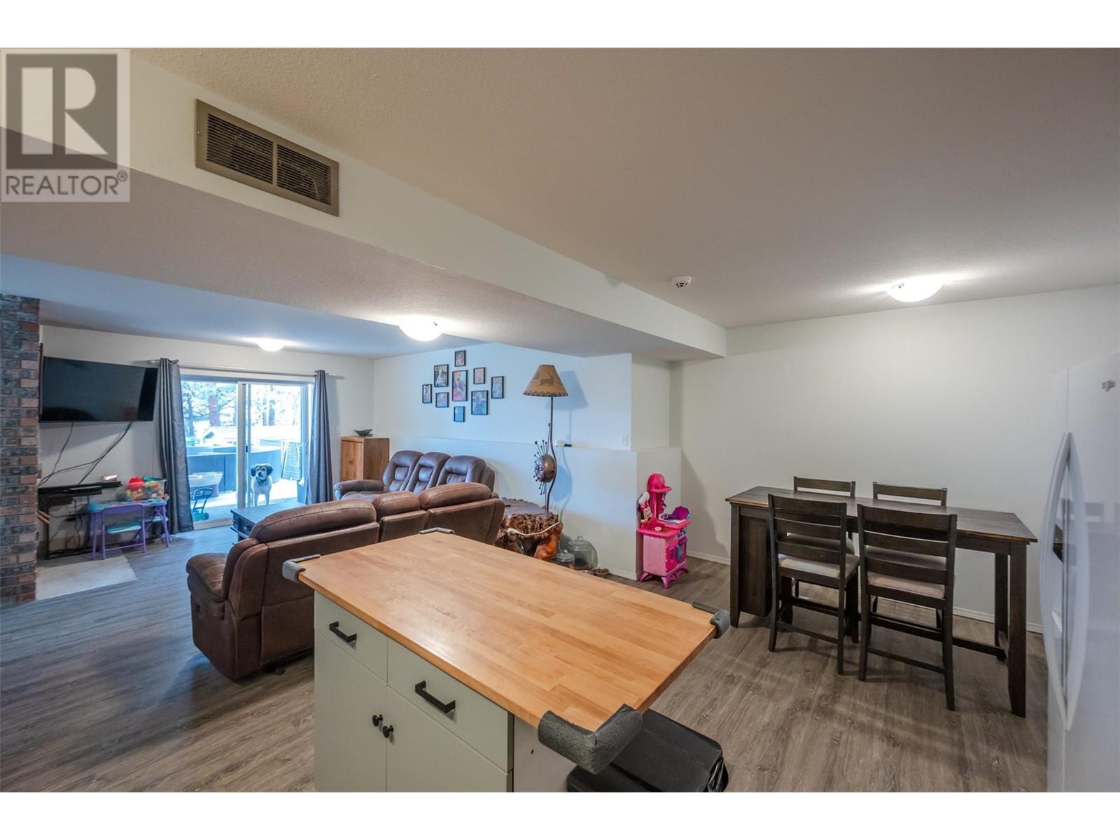 138 Evergreen Crescent, Penticton, British Columbia  V2A 7Y5 - Photo 18 - 10345884