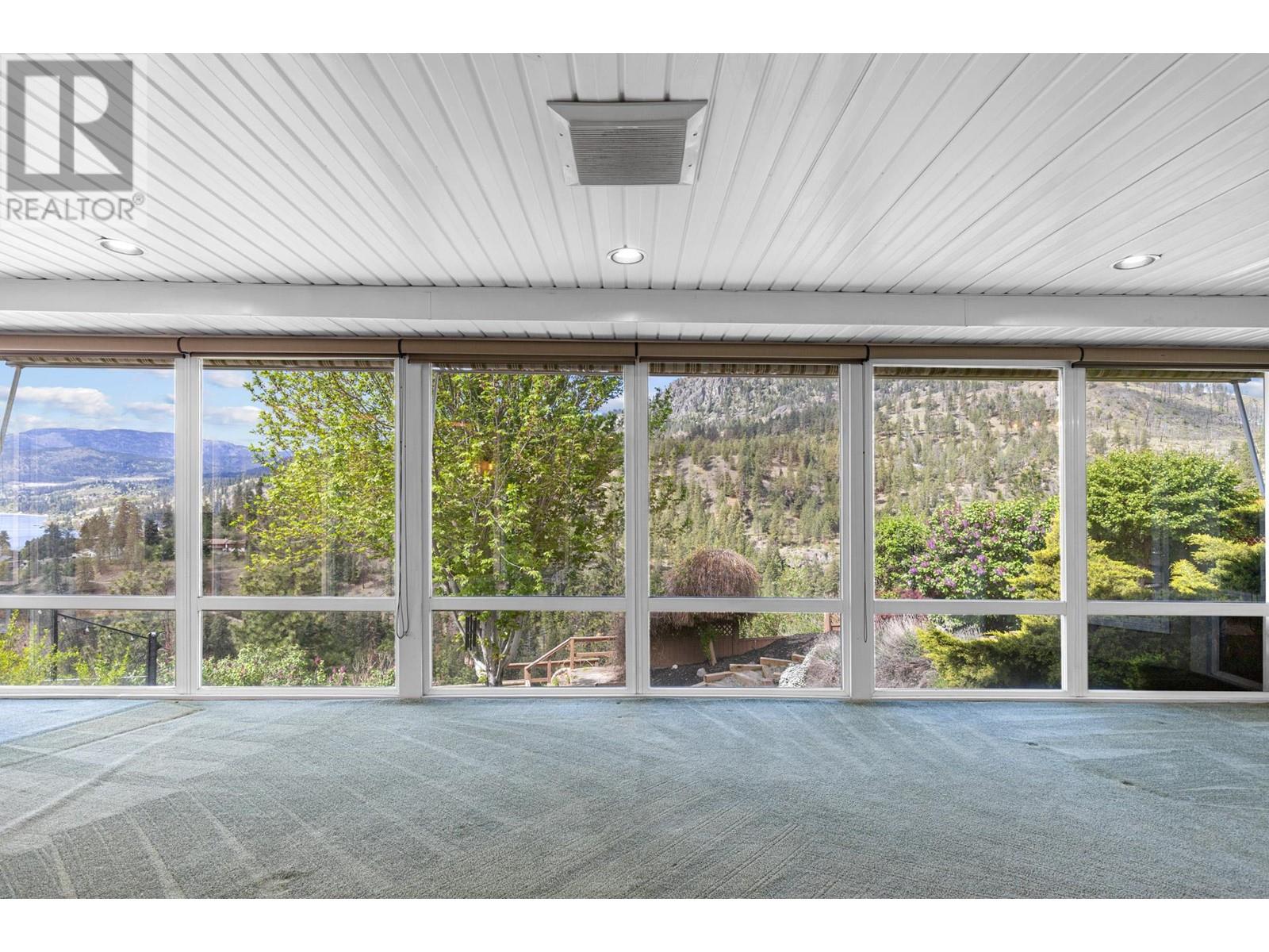 3784 Inglis Place, Peachland, British Columbia  V0H 1X2 - Photo 13 - 10345678