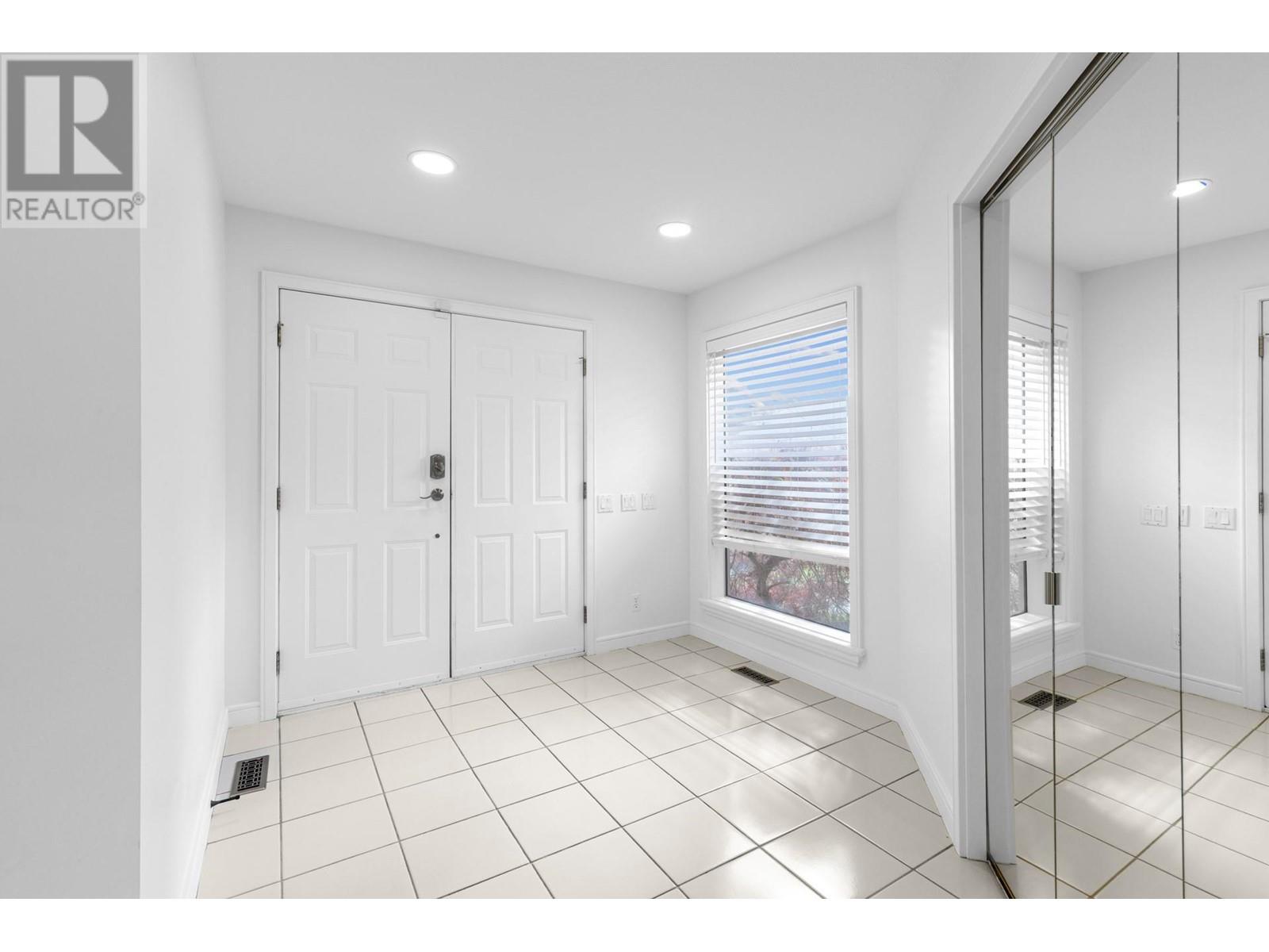 3784 Inglis Place, Peachland, British Columbia  V0H 1X2 - Photo 26 - 10345678