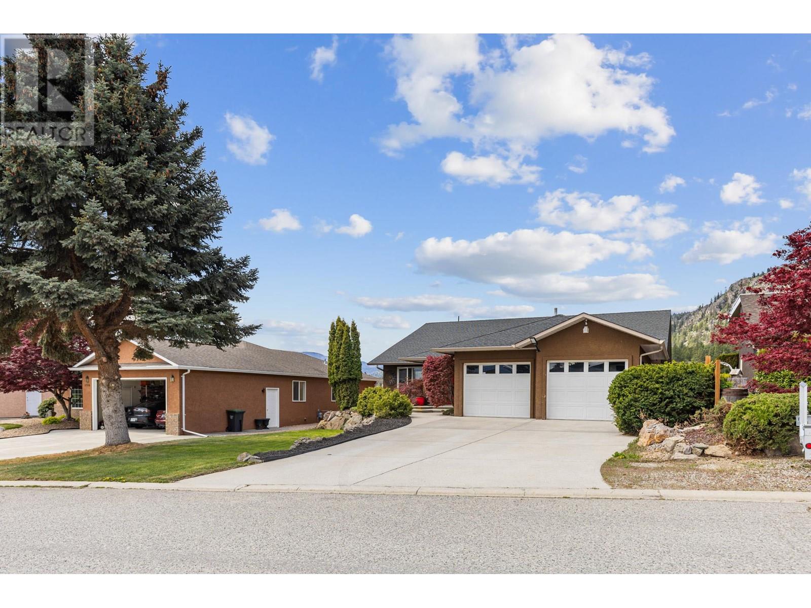 3784 Inglis Place, Peachland, British Columbia  V0H 1X2 - Photo 41 - 10345678