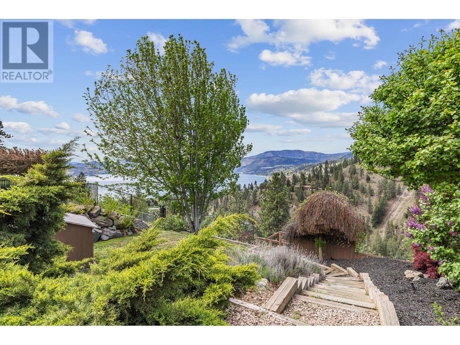 3784 Inglis Place, Peachland, British Columbia  V0H 1X2 - Photo 45 - 10345678