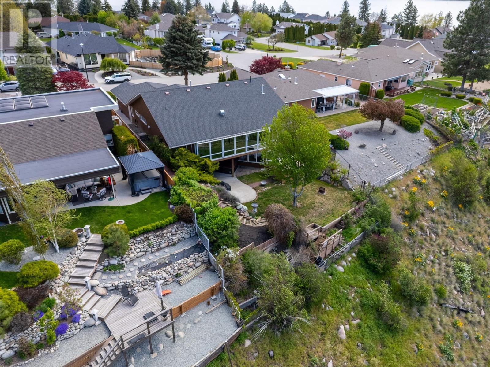 3784 Inglis Place, Peachland, British Columbia  V0H 1X2 - Photo 64 - 10345678