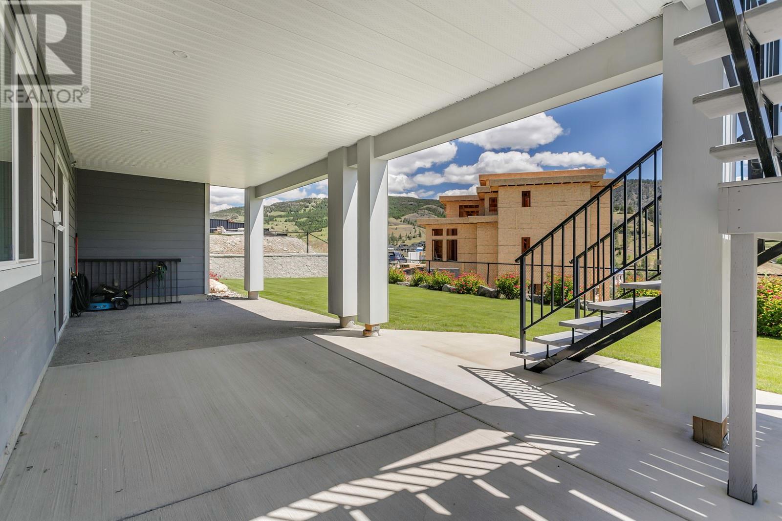 1077 Loseth Drive, Kelowna, British Columbia  V1P 0A1 - Photo 54 - 10345665