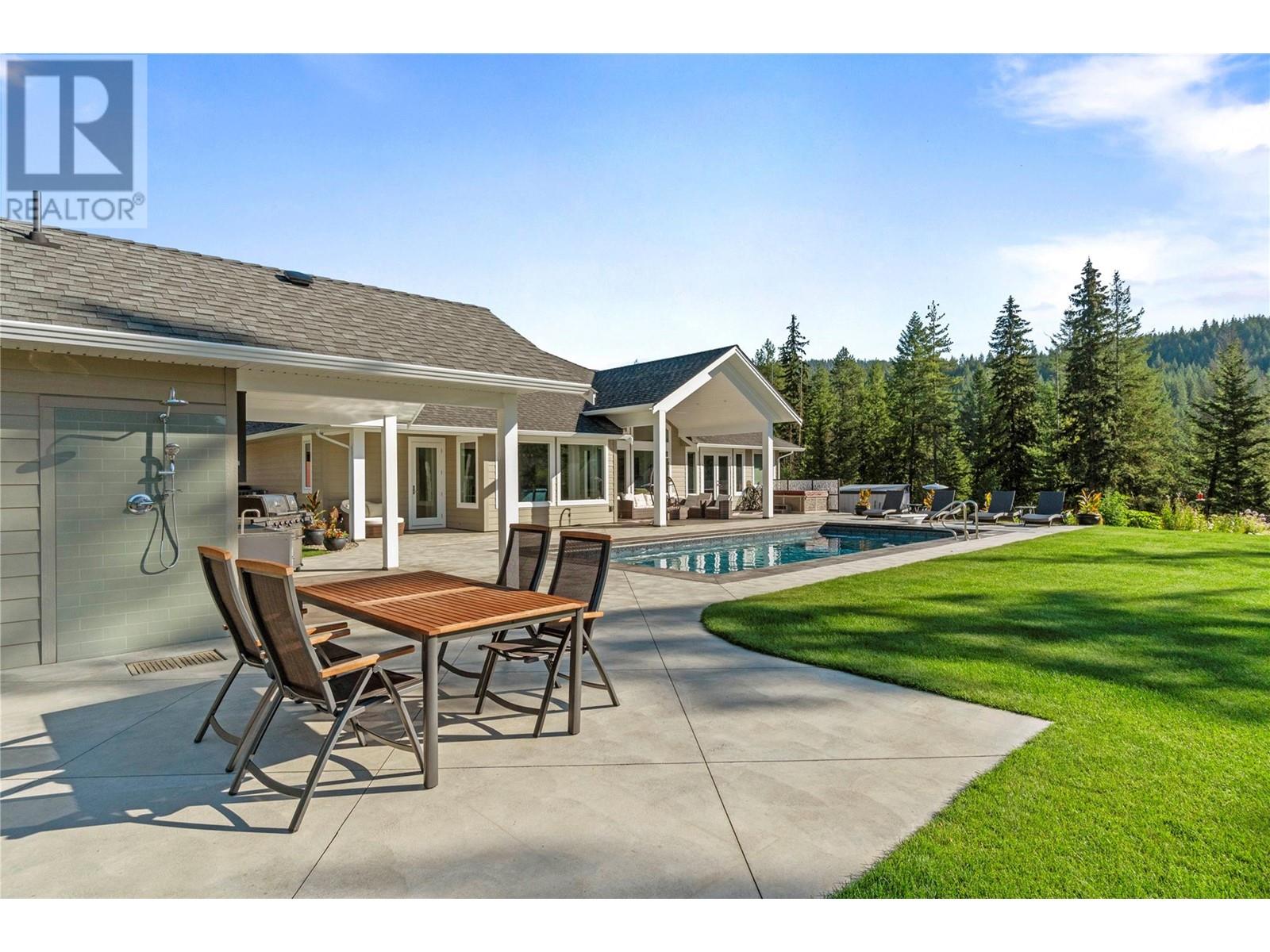 2518 Valley Place, Blind Bay, British Columbia  V0E 1H2 - Photo 17 - 10345444