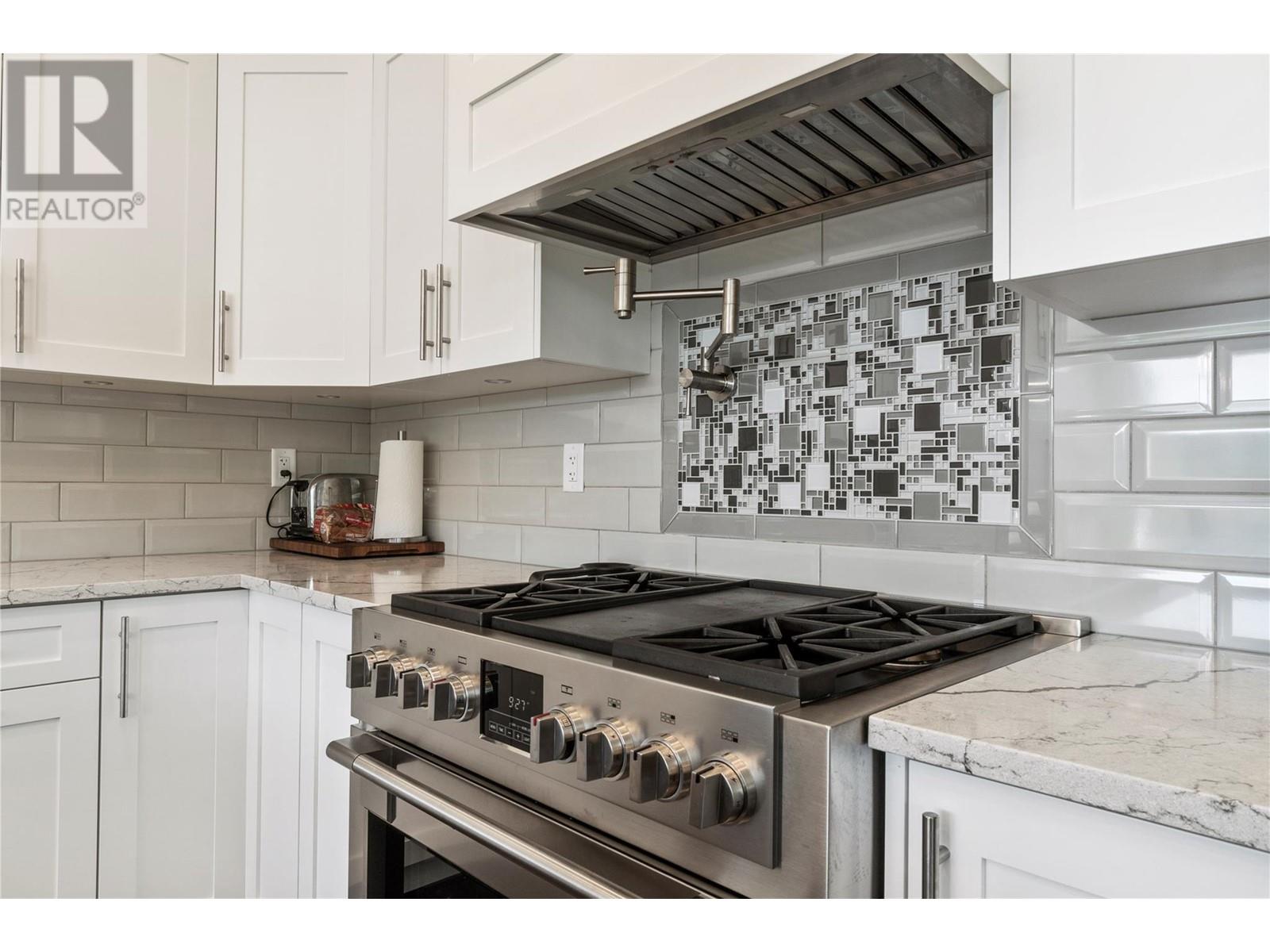 2518 Valley Place, Blind Bay, British Columbia  V0E 1H2 - Photo 29 - 10345444