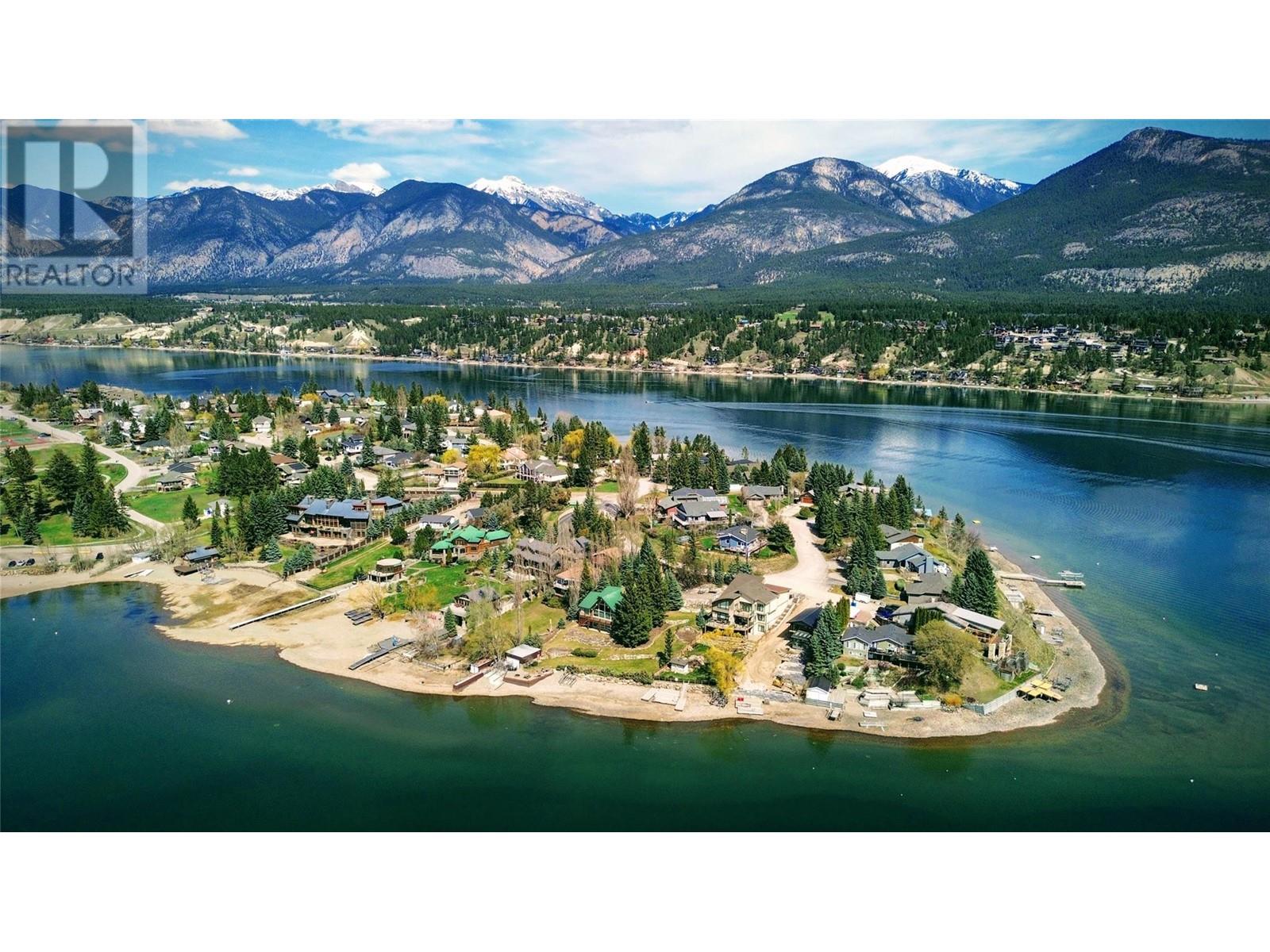 1606 2nd Avenue, Invermere, British Columbia  V0A 1K4 - Photo 1 - 10345181