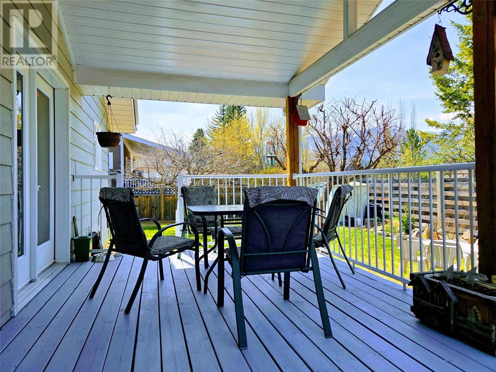 1606 2nd Avenue, Invermere, British Columbia  V0A 1K4 - Photo 5 - 10345181