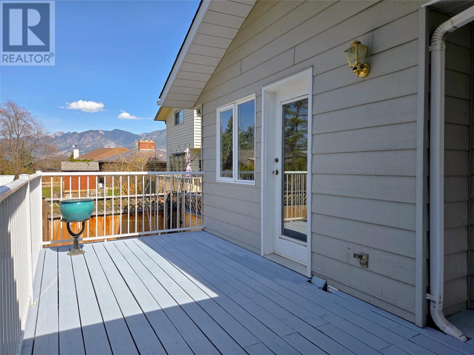 1606 2nd Avenue, Invermere, British Columbia  V0A 1K4 - Photo 8 - 10345181