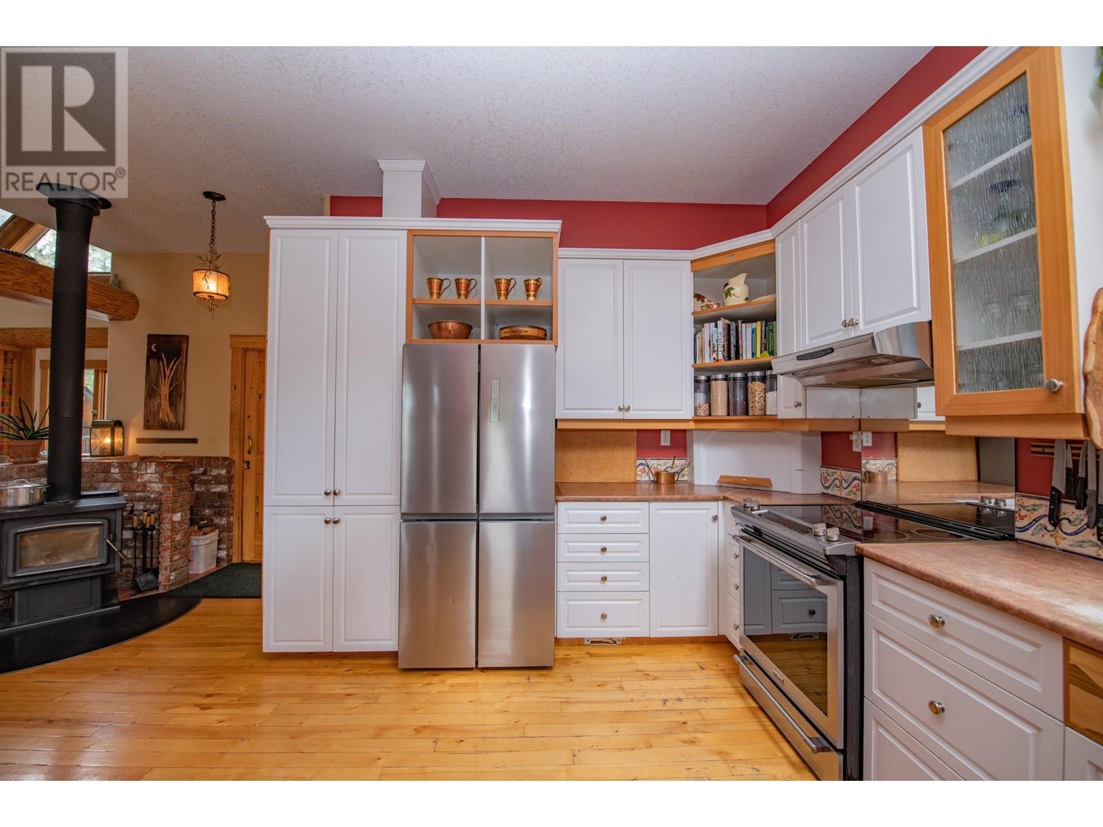 1195 Sugar Lake Road, Cherryville, British Columbia  V0E 2G2 - Photo 16 - 10345414