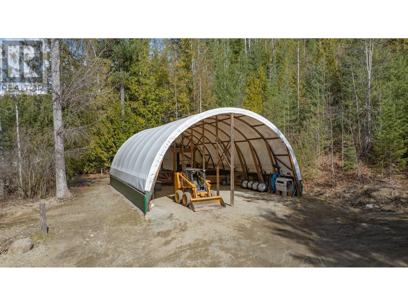 1195 Sugar Lake Road, Cherryville, British Columbia  V0E 2G2 - Photo 5 - 10345414