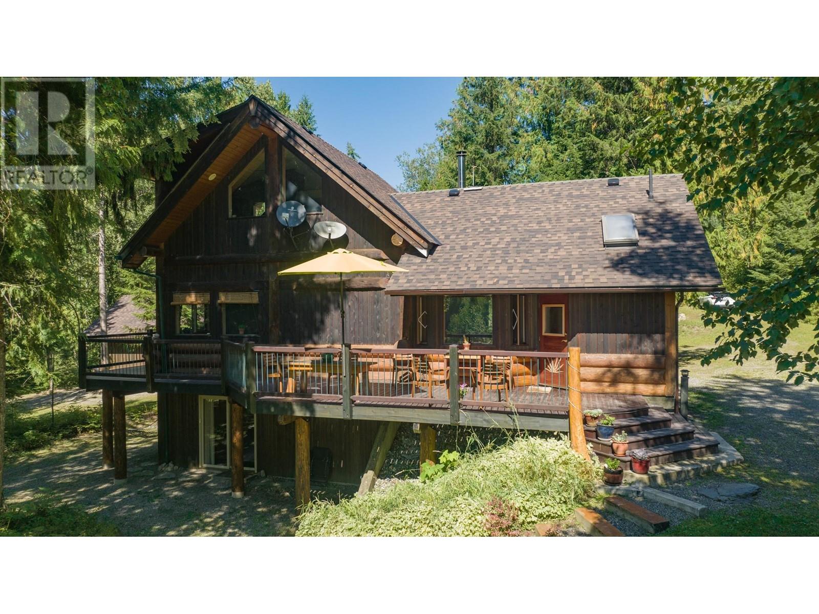 1195 Sugar Lake Road, Cherryville, British Columbia  V0E 2G2 - Photo 68 - 10345414