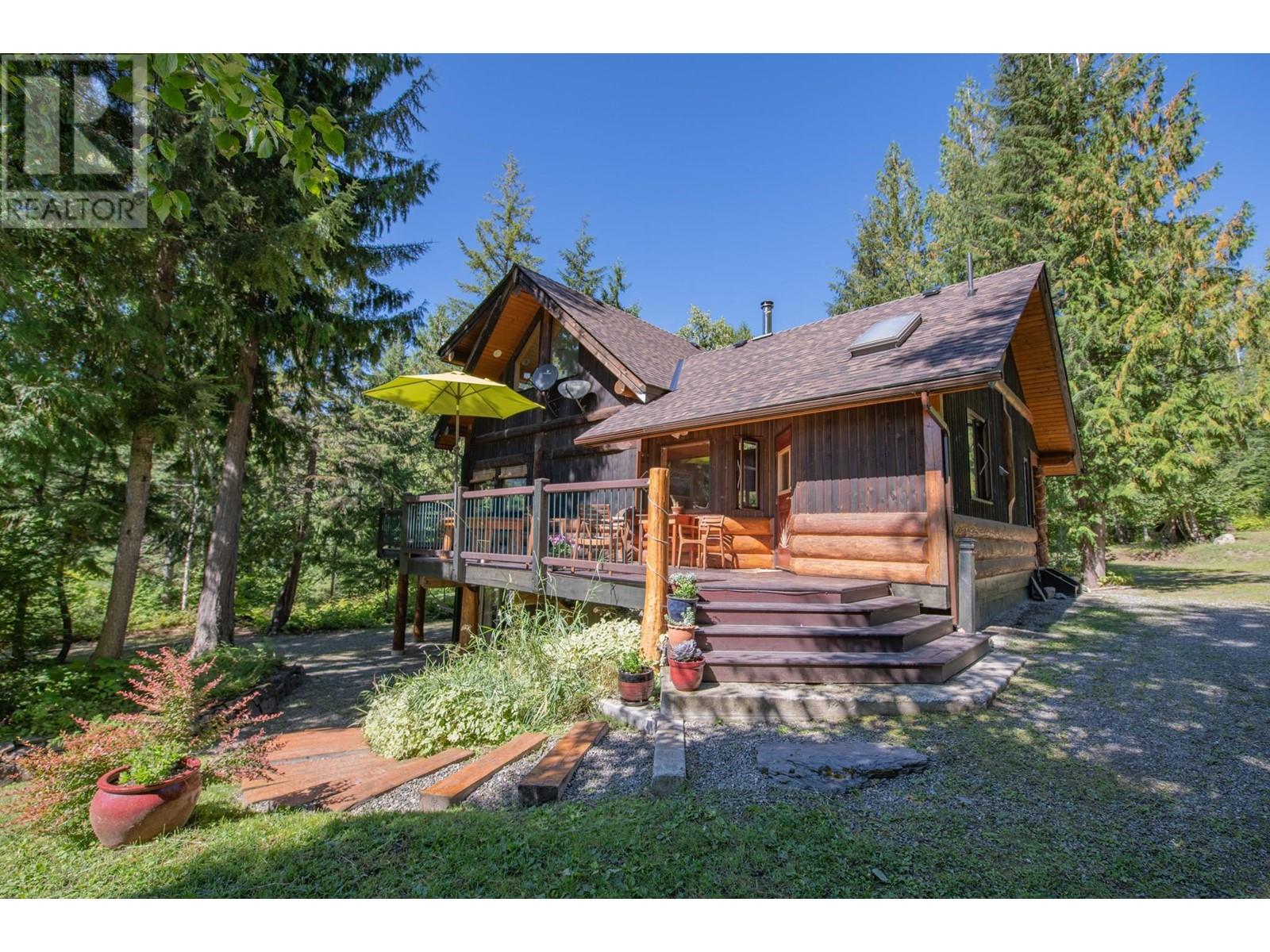 1195 Sugar Lake Road, Cherryville, British Columbia  V0E 2G2 - Photo 8 - 10345414