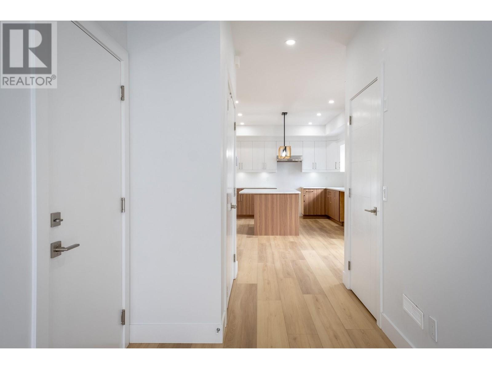 2241 Heitman Street Unit# 2, Enderby, British Columbia  V0E 1V2 - Photo 3 - 10345388