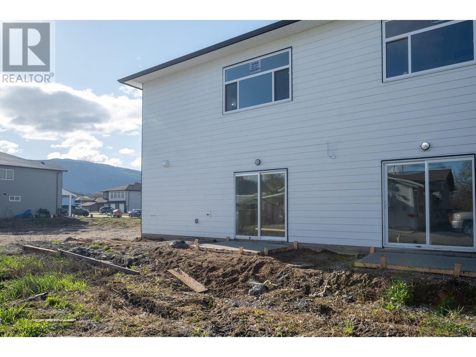 2241 Heitman Street Unit# 2, Enderby, British Columbia  V0E 1V2 - Photo 33 - 10345388