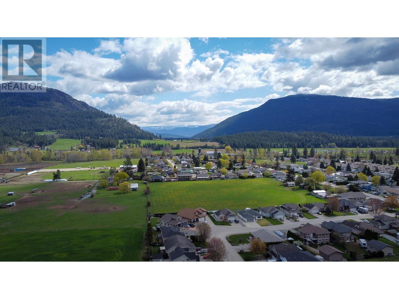 2241 Heitman Street Unit# 2, Enderby, British Columbia  V0E 1V2 - Photo 36 - 10345388
