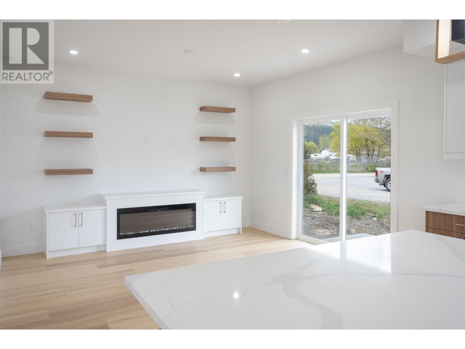 2241 Heitman Street Unit# 2, Enderby, British Columbia  V0E 1V2 - Photo 9 - 10345388