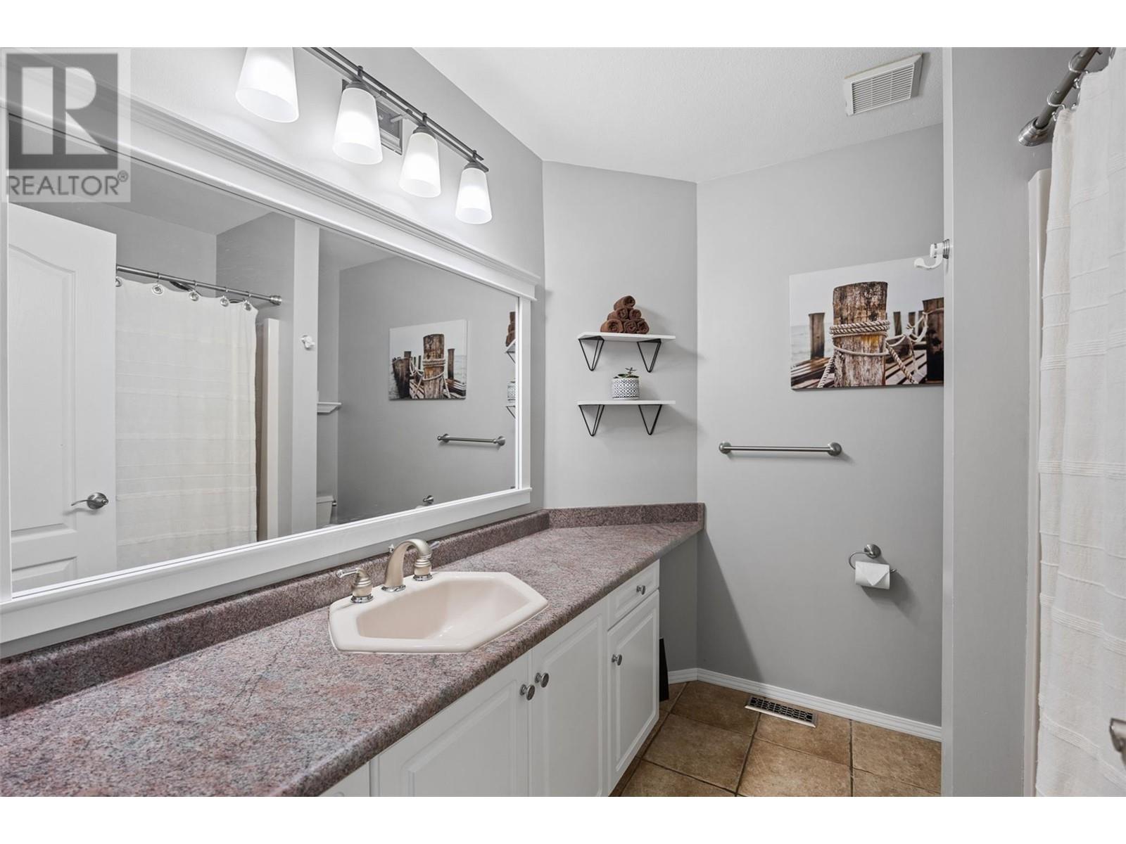 221 Chetwynd Drive, Kamloops, British Columbia  V2H 1L7 - Photo 35 - 10344529