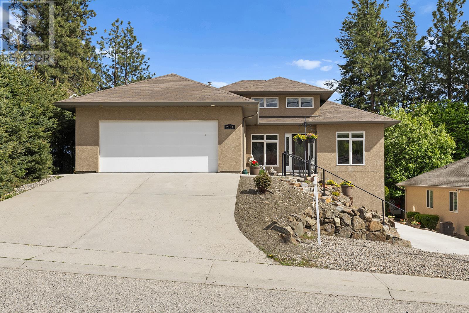 2103 Sunview Drive, West Kelowna, British Columbia  V1Z 3P9 - Photo 2 - 10340753