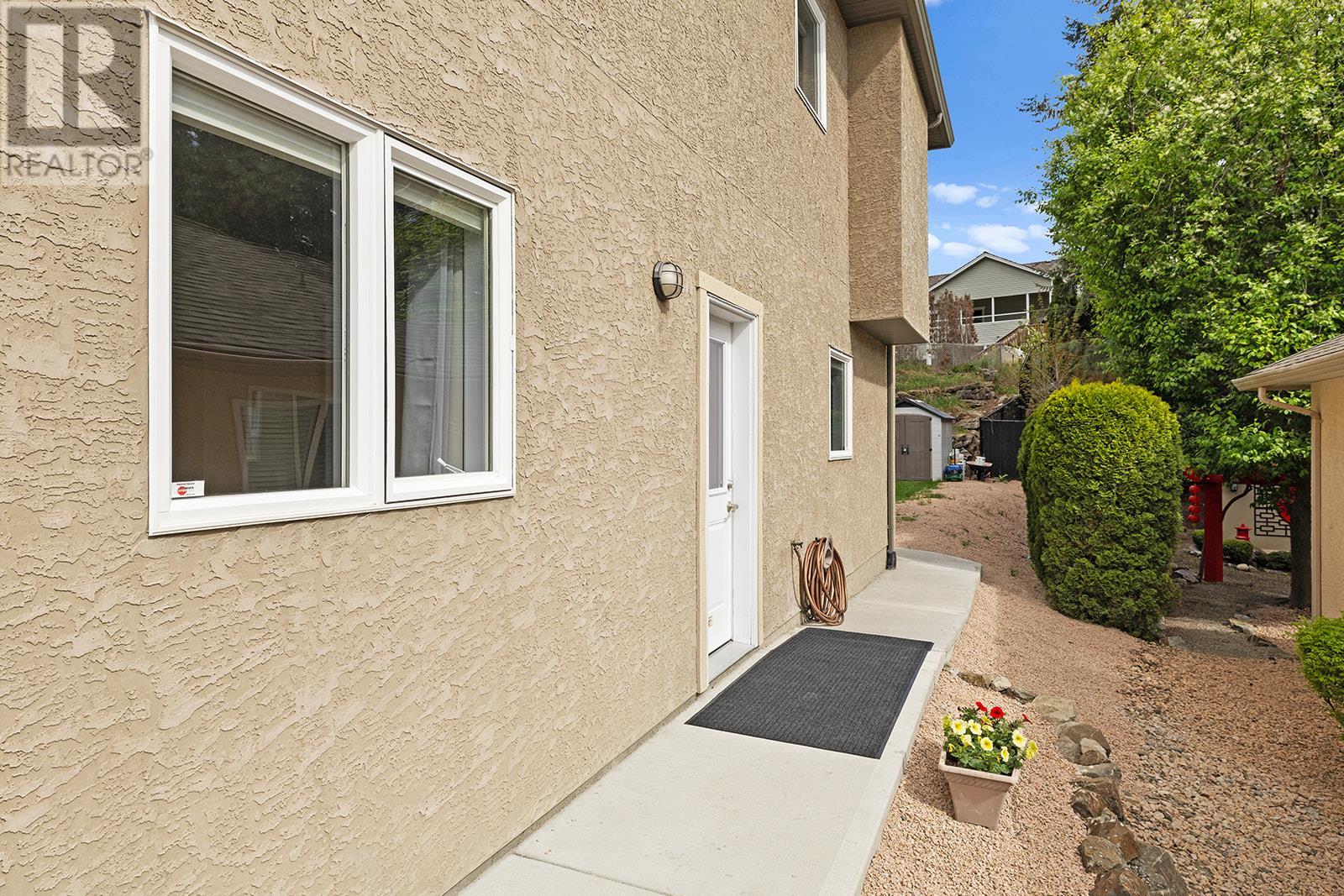 2103 Sunview Drive, West Kelowna, British Columbia  V1Z 3P9 - Photo 33 - 10340753