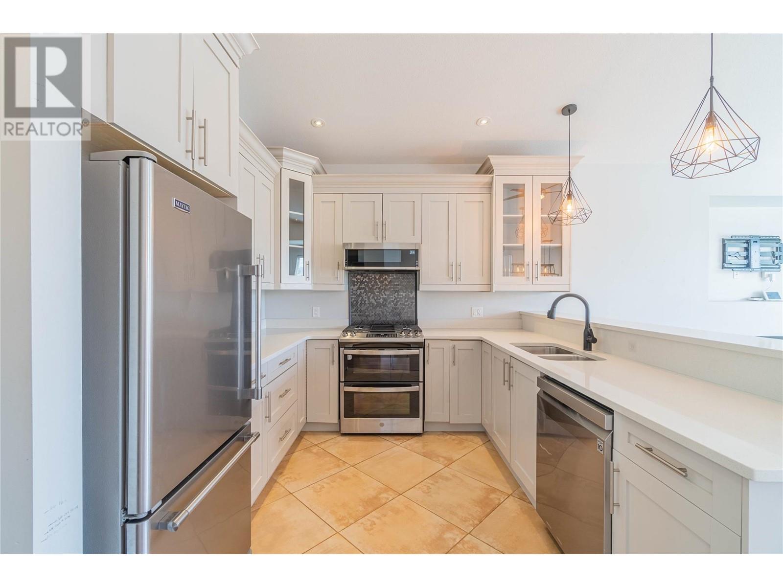 678 Settlement Road, Kamloops, British Columbia  V2B 6J1 - Photo 5 - 10345877