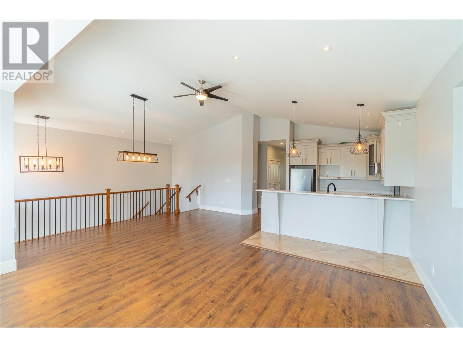 678 Settlement Road, Kamloops, British Columbia  V2B 6J1 - Photo 8 - 10345877