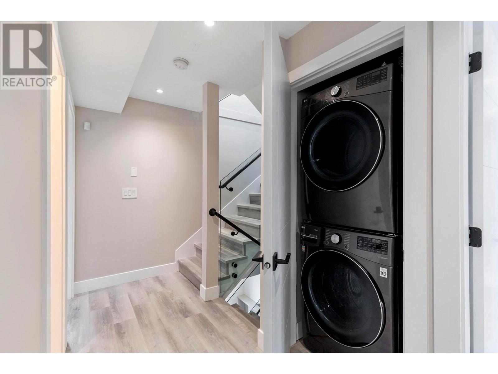 1520 Lakeview Street, Kelowna, British Columbia  V1Y 6R5 - Photo 12 - 10345977