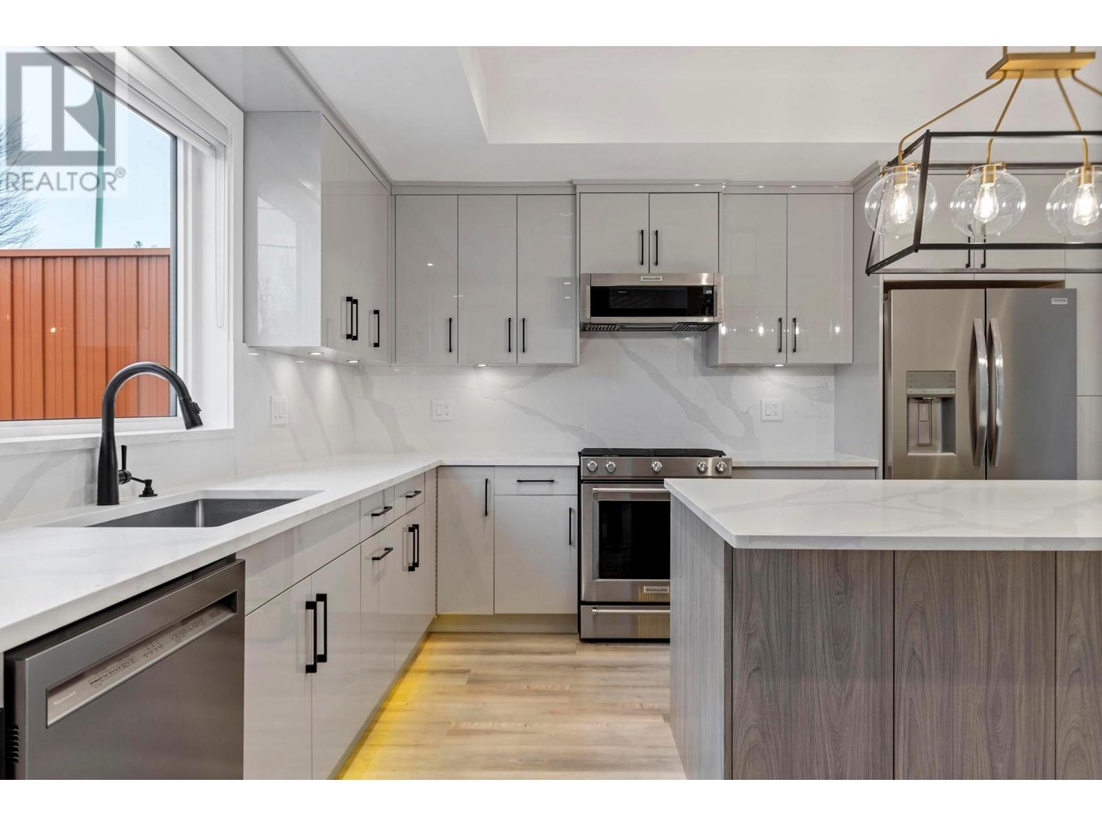 1520 Lakeview Street, Kelowna, British Columbia  V1Y 6R5 - Photo 4 - 10345977
