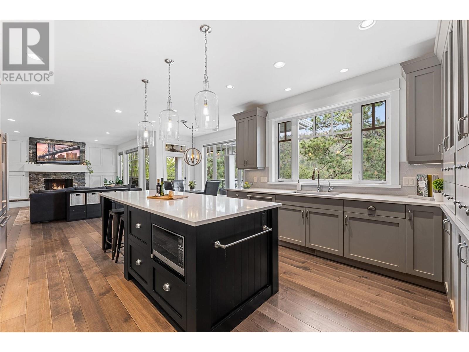 982 Long Ridge Court, Kelowna, British Columbia  V1V 2S1 - Photo 12 - 10345879