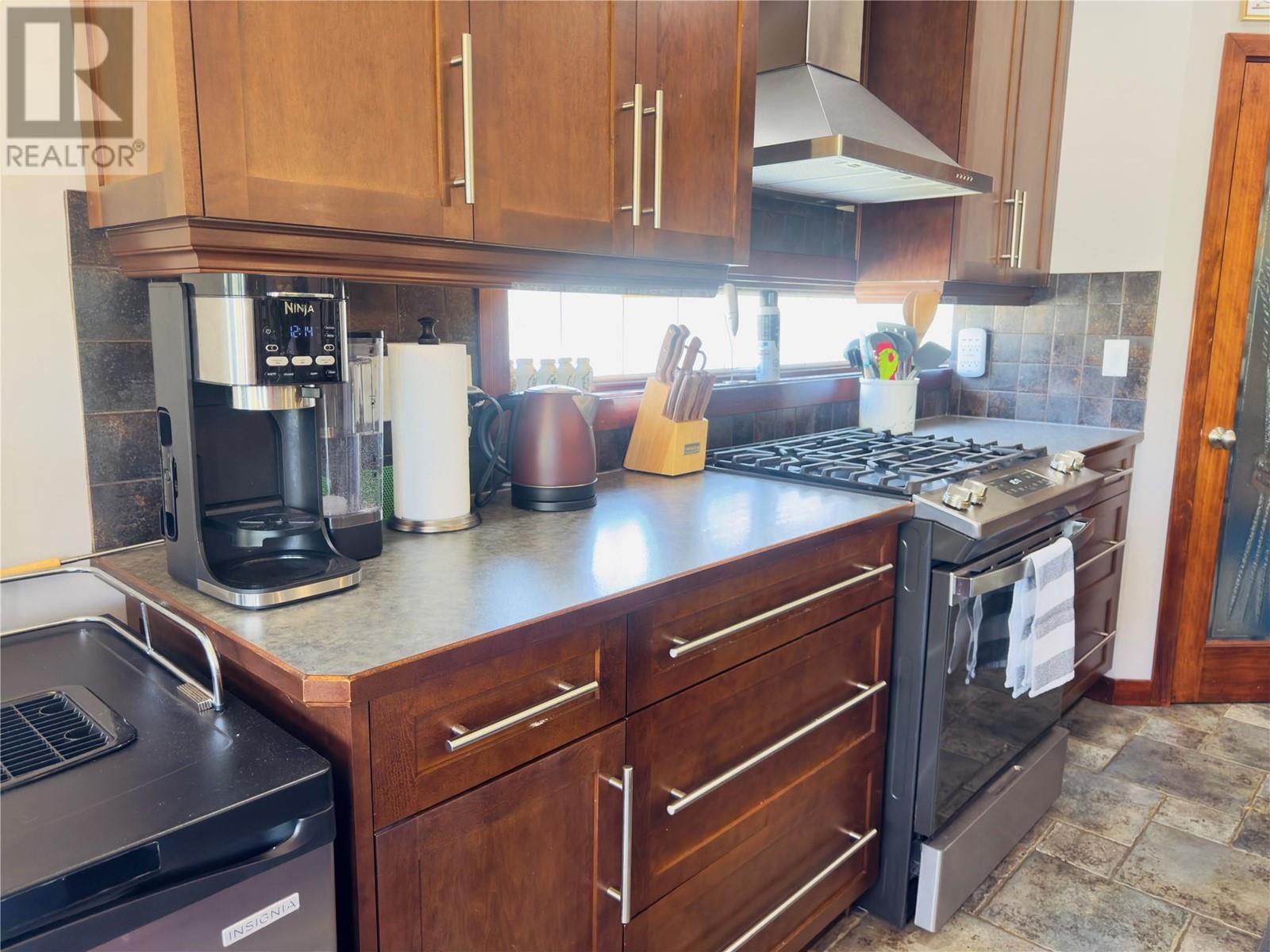 5025 Riverview Road, Fairmont Hot Springs, British Columbia  V0B 1L1 - Photo 6 - 10345943