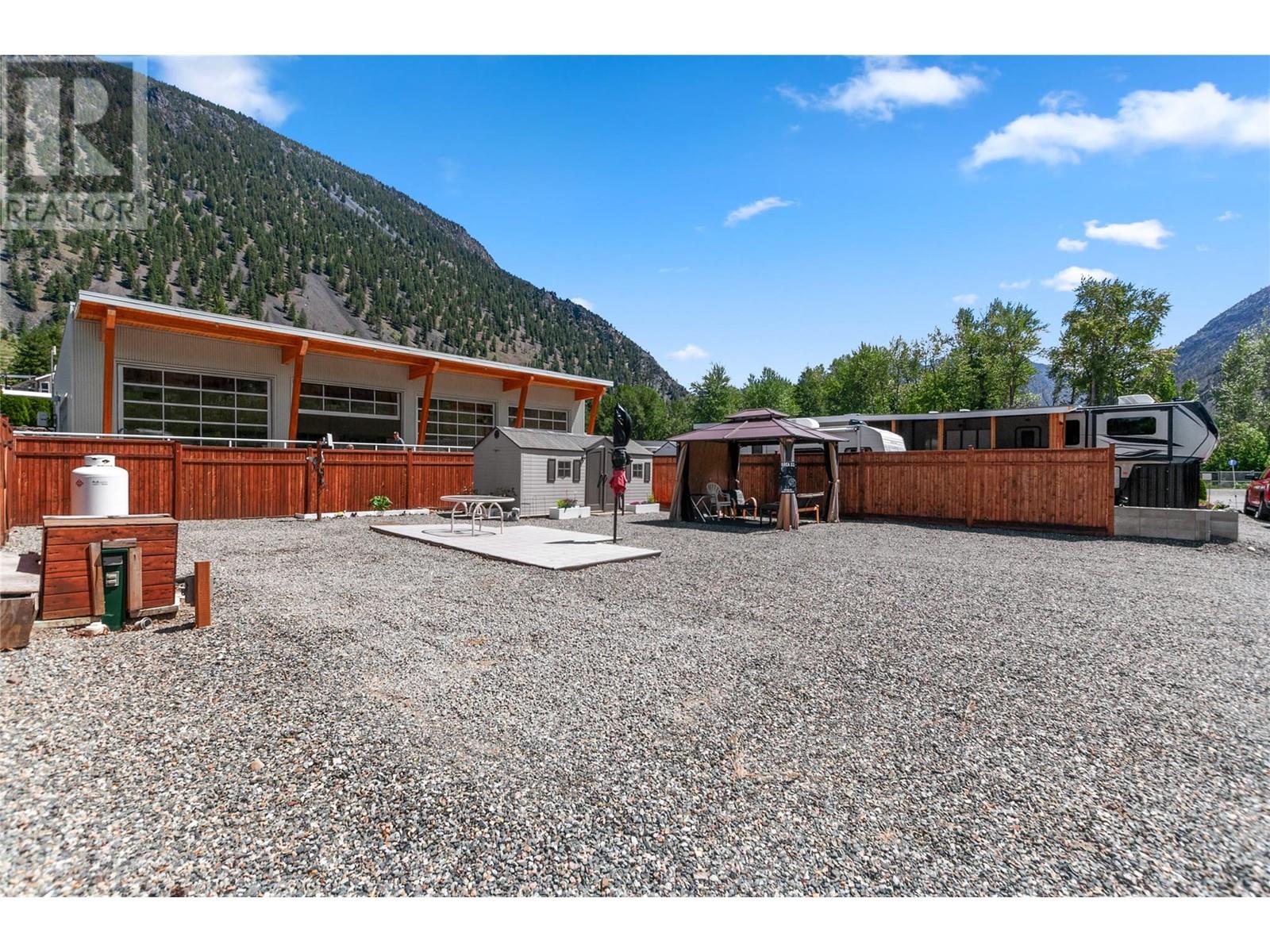 4354 Highway 3 Unit# 51, Keremeos, British Columbia  V0X 1N1 - Photo 3 - 10345994