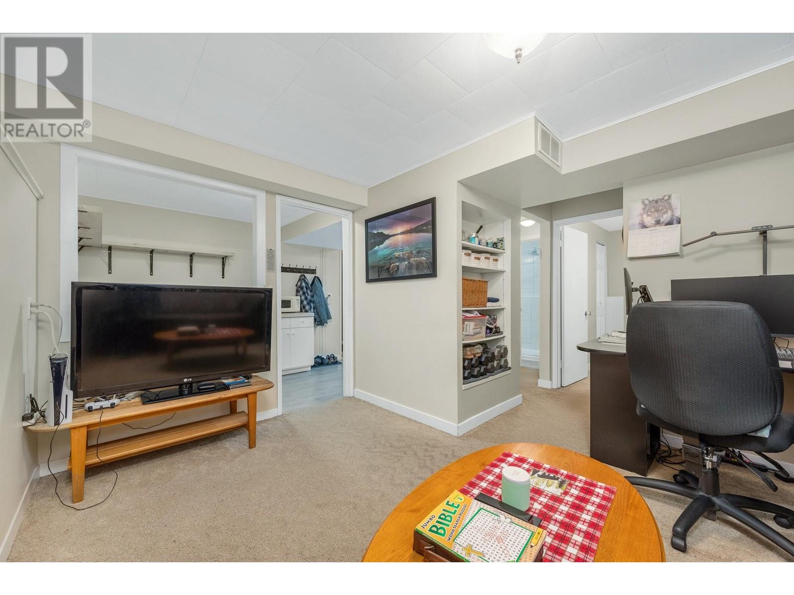 1007 33 Avenue, Vernon, British Columbia  V1T 6T6 - Photo 22 - 10345828