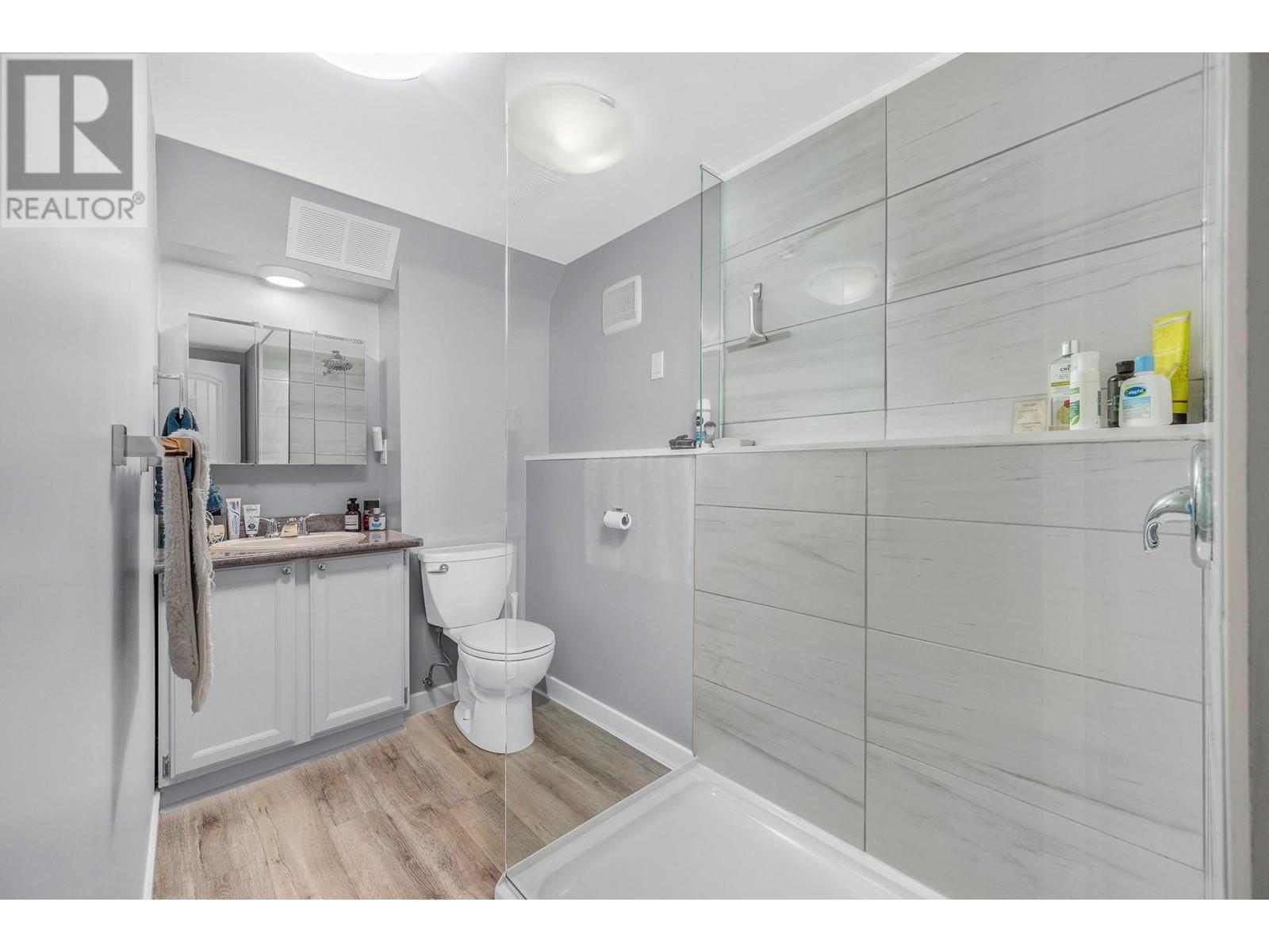 1007 33 Avenue, Vernon, British Columbia  V1T 6T6 - Photo 24 - 10345828
