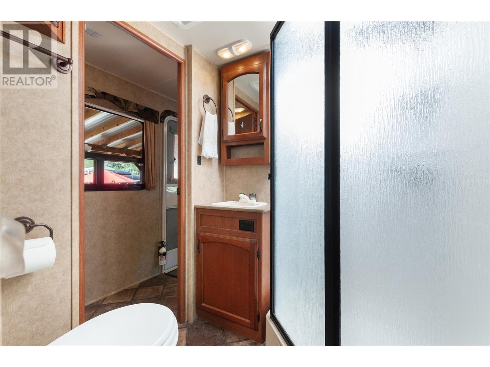 4354 Hwy 3 Highway Unit# 117, Keremeos, British Columbia  V0X 1N1 - Photo 21 - 10345759