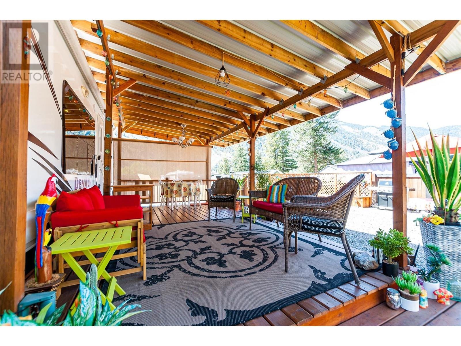 4354 Hwy 3 Highway Unit# 117, Keremeos, British Columbia  V0X 1N1 - Photo 6 - 10345759