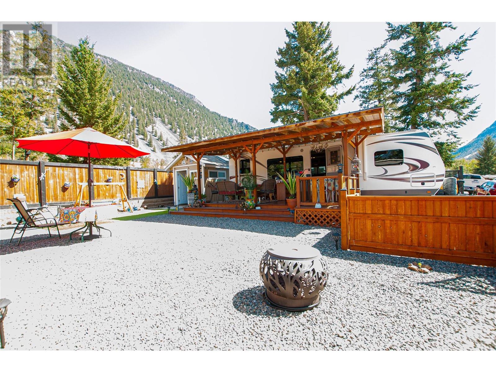 4354 Hwy 3 Highway Unit# 117, Keremeos, British Columbia  V0X 1N1 - Photo 7 - 10345759