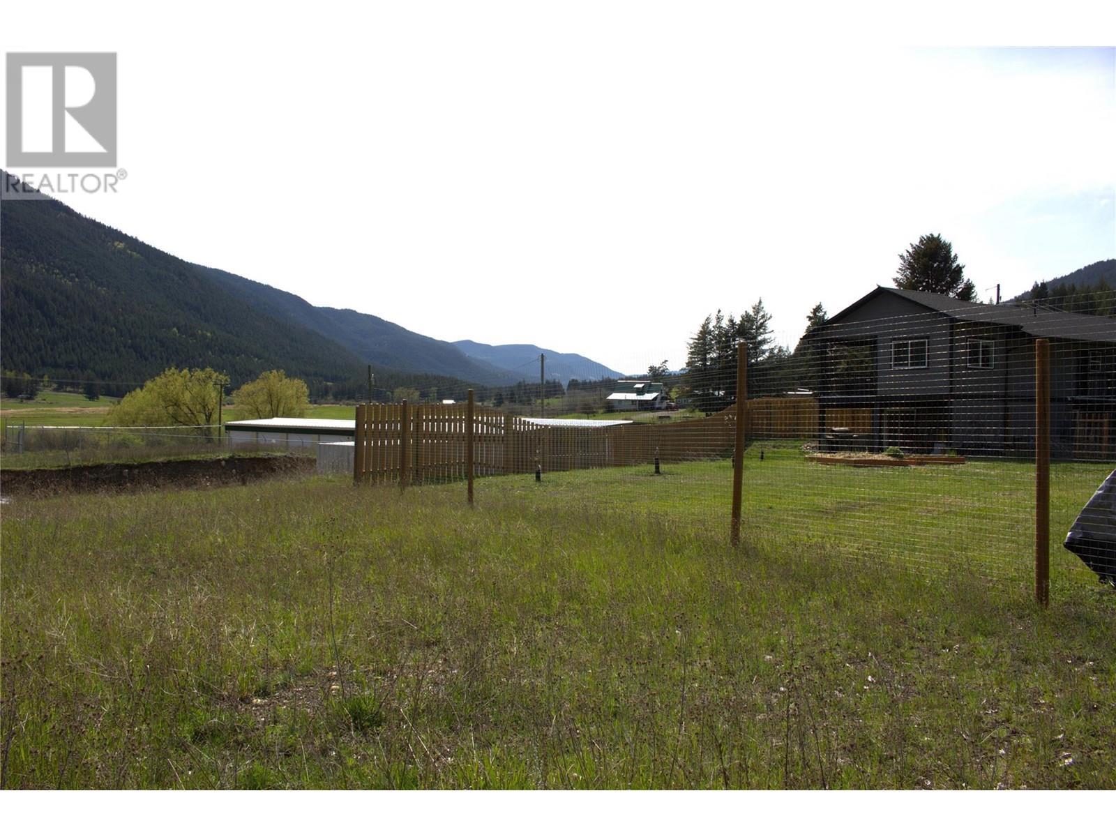 2939 Wetaskiwin Road, Falkland, British Columbia  V0E 1W0 - Photo 67 - 10345493