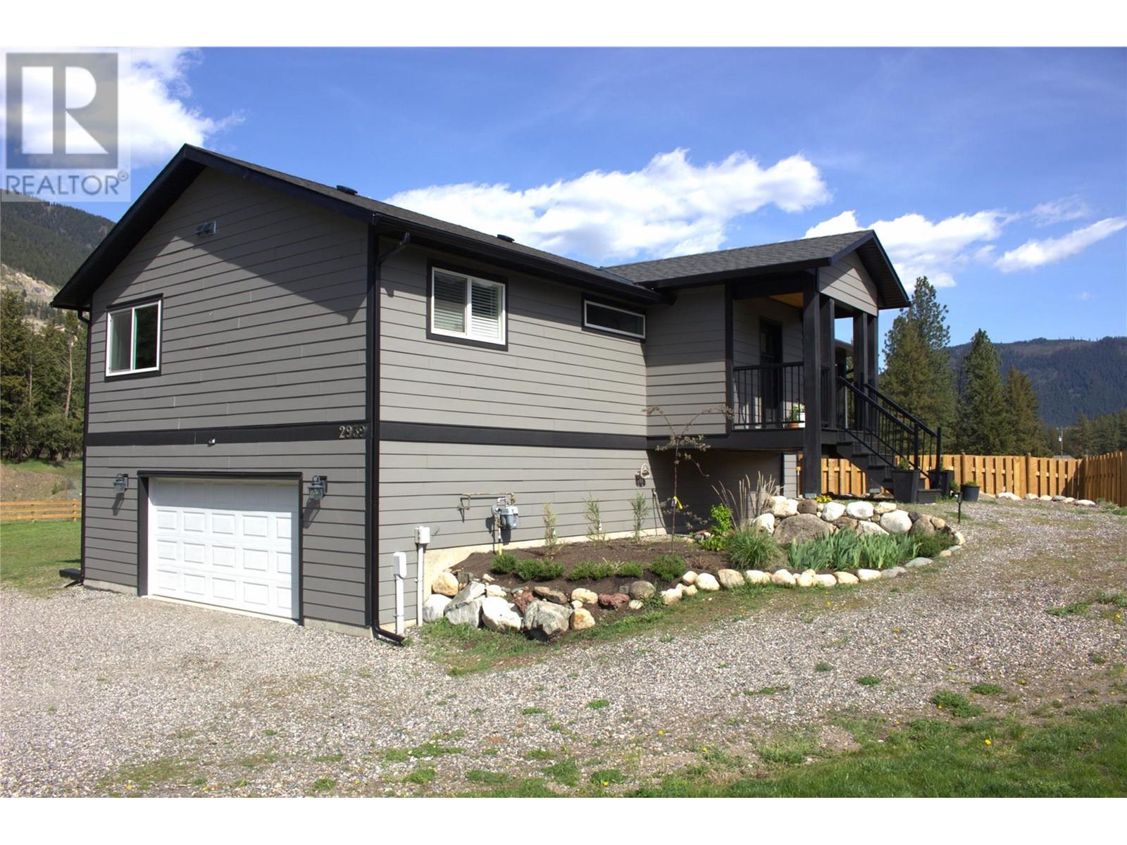 2939 Wetaskiwin Road, Falkland, British Columbia  V0E 1W0 - Photo 71 - 10345493