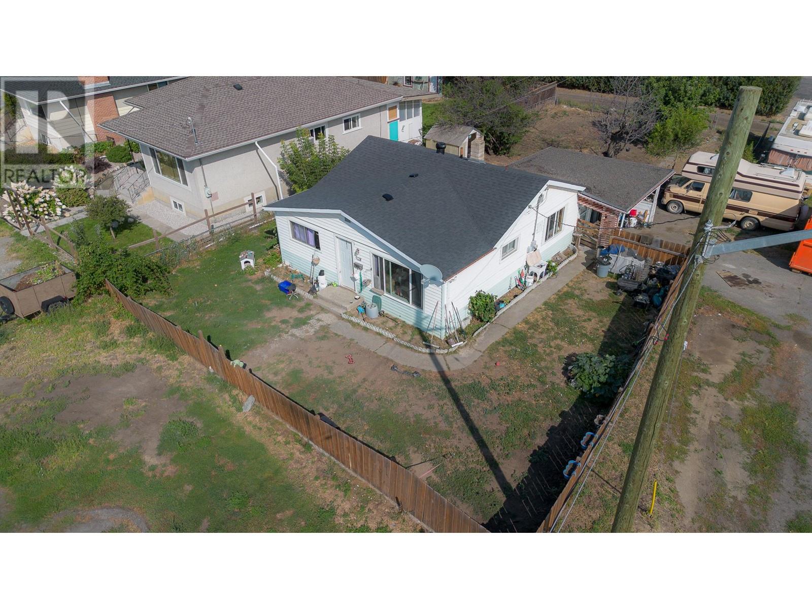 928 Sherbrooke Avenue, Kamloops, British Columbia  V2B 1W2 - Photo 1 - 10346049