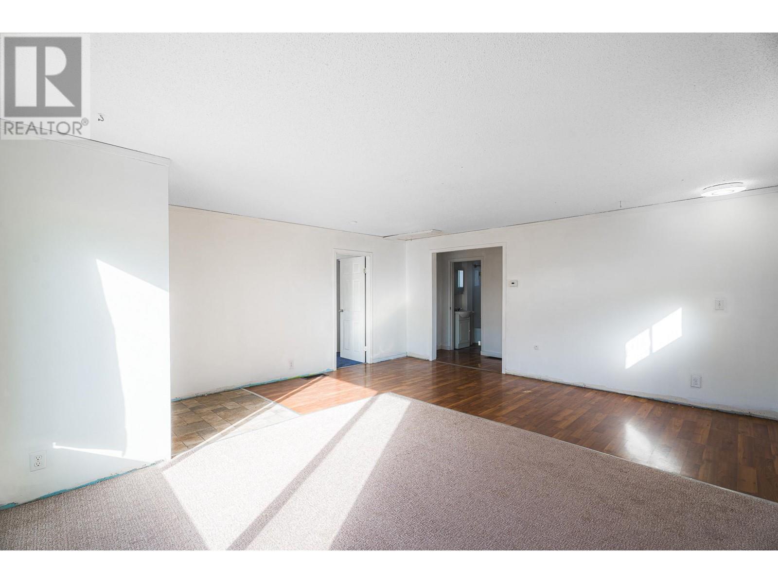 928 Sherbrooke Avenue, Kamloops, British Columbia  V2B 1W2 - Photo 4 - 10346049