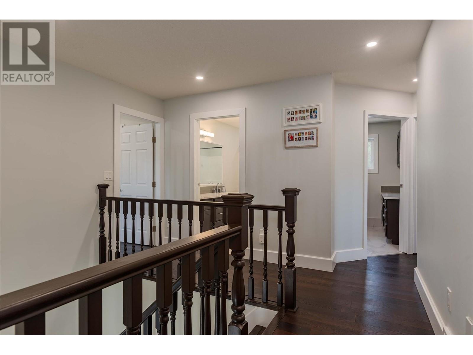 3410 Windsor Place, Castlegar, British Columbia  V1N 4E2 - Photo 35 - 10346034