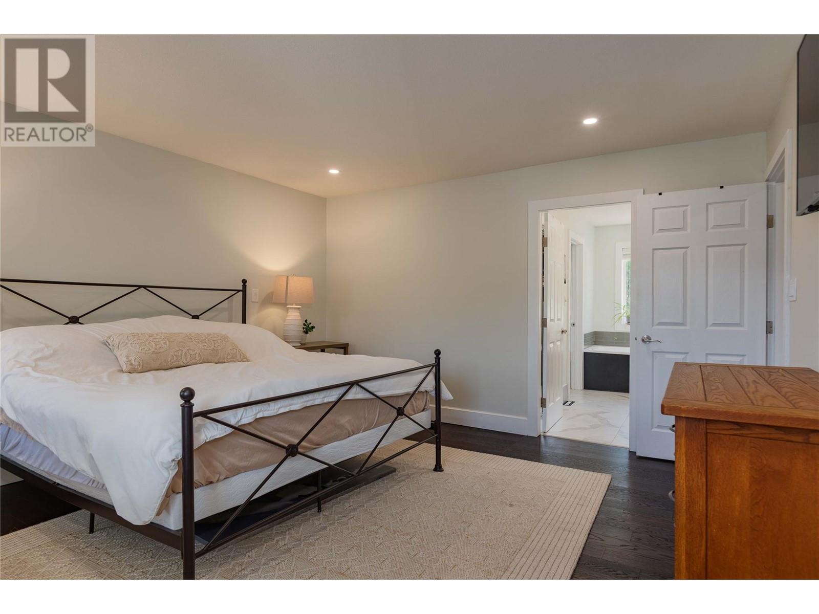 3410 Windsor Place, Castlegar, British Columbia  V1N 4E2 - Photo 38 - 10346034