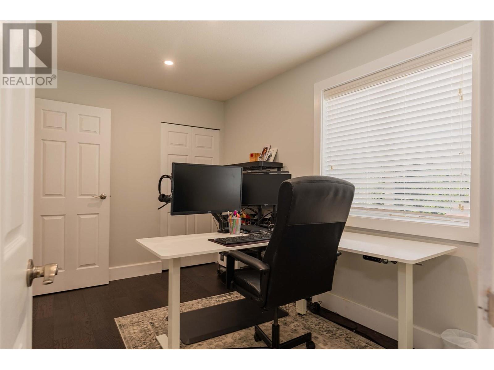 3410 Windsor Place, Castlegar, British Columbia  V1N 4E2 - Photo 45 - 10346034
