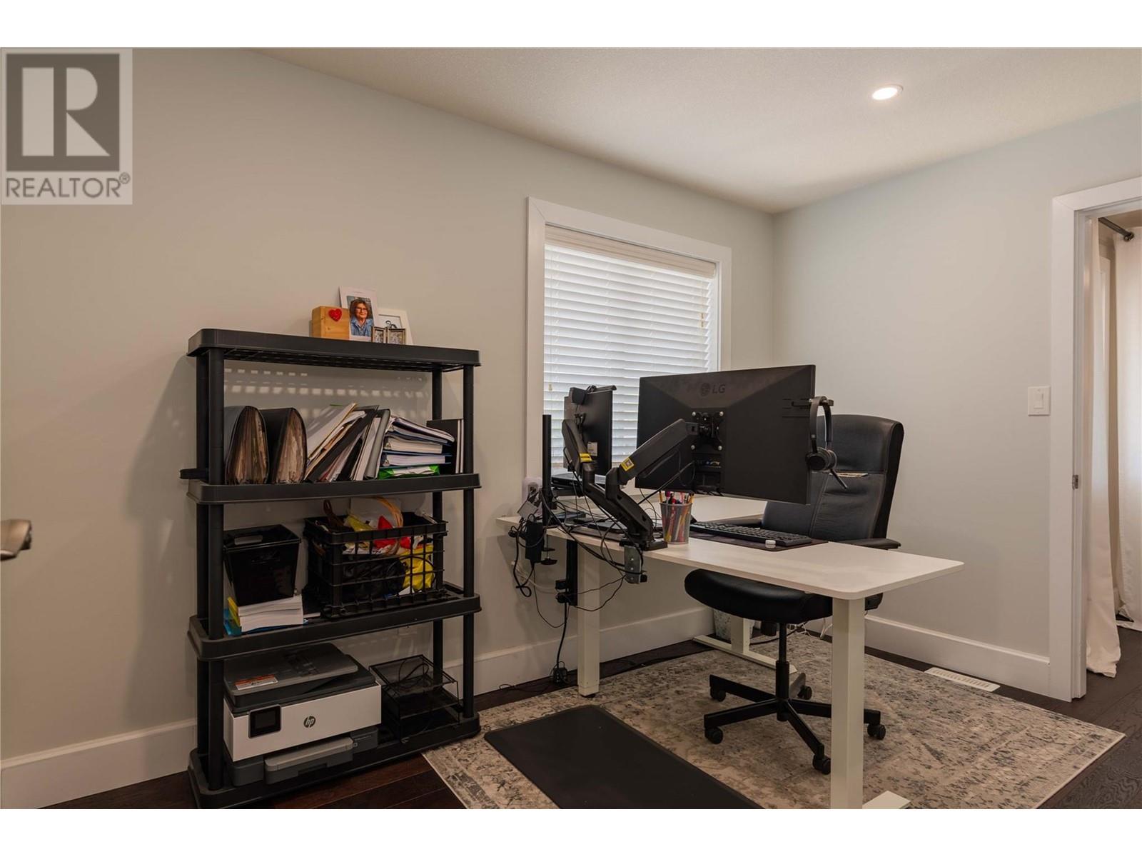 3410 Windsor Place, Castlegar, British Columbia  V1N 4E2 - Photo 46 - 10346034