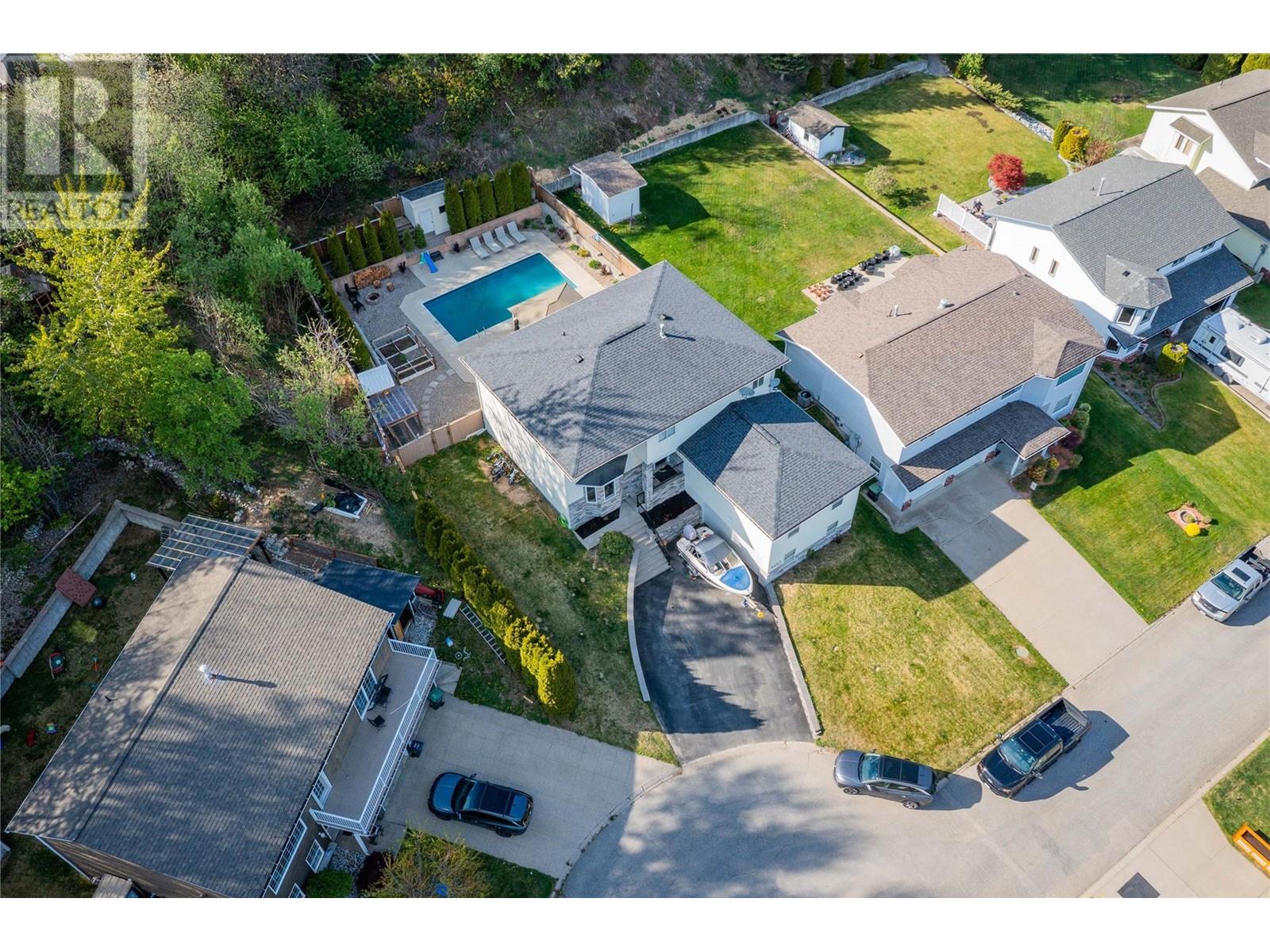 3410 Windsor Place, Castlegar, British Columbia  V1N 4E2 - Photo 60 - 10346034