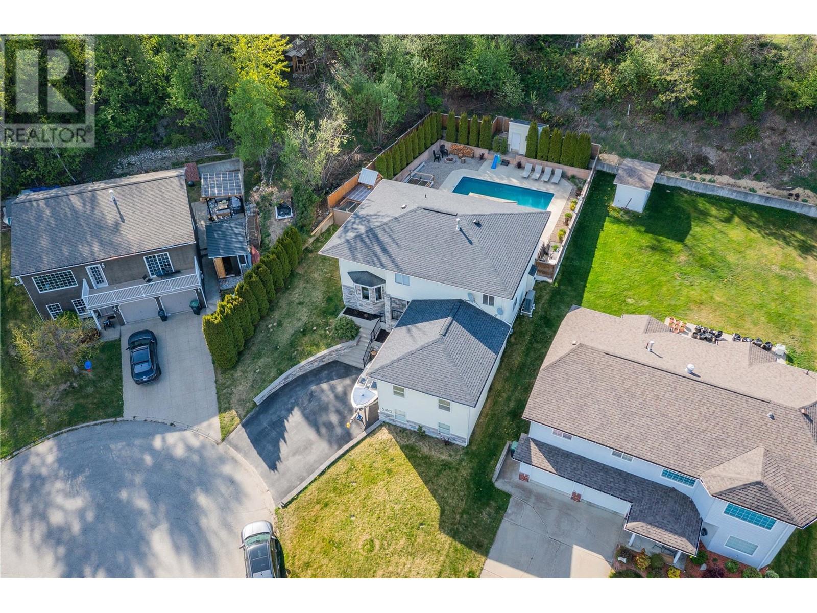 3410 Windsor Place, Castlegar, British Columbia  V1N 4E2 - Photo 61 - 10346034